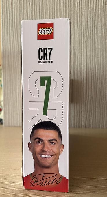 sweet box: Продаю оригинальное Lego Cristiano Ronaldo, новое, запечатанное — 3