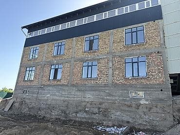 Коммерциялык мүлк: Долгосрочно сдаётся здание четыре этажа по 200 квадратов итого 800 — 1