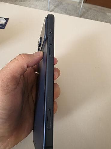 jet black: IPhone 17 Pro Max, Б/у, 256 ГБ, Синий, 100 % — 3