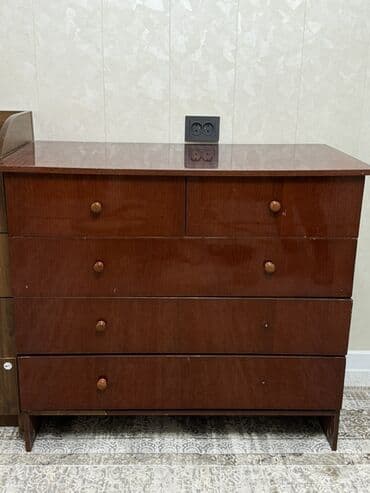 Шкафы: Комод для одежды, Без зеркала, Дерево, цвет - Коричневый — 1