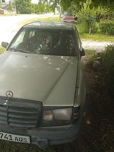 сиденье ауди 100 с4: Mercedes-Benz W124: 1988 г., 2.3 л, Механика, Дизель, Седан — 1