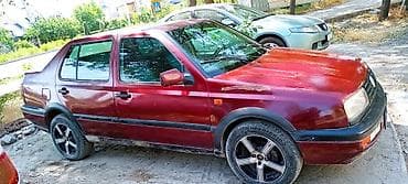 vw: Volkswagen Jetta: 1993 г., Седан — 1