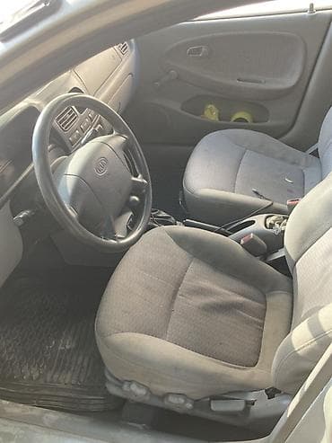 06 шоха: Kia Rio: 2001 г. — 5