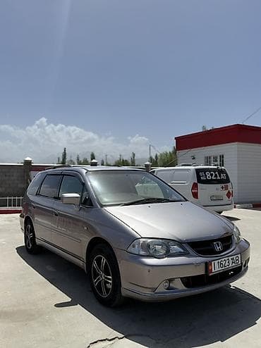 Honda Orthia: 2002 г., 2.3 л, Автомат, Бензин, Универсал — 3