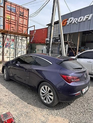 silver sport: Opel Astra GTC: 2014 г., 1.8 л, Механика, Бензин, Купе — 5