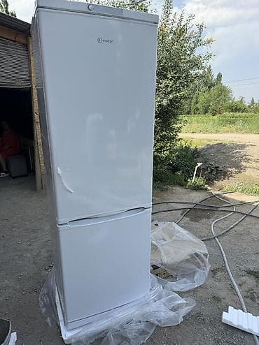 встраиваемая кофеварка miele: Холодильник Indesit, Новый, Двухкамерный, De frost (капельный), 60 * 185 * 60 — 10