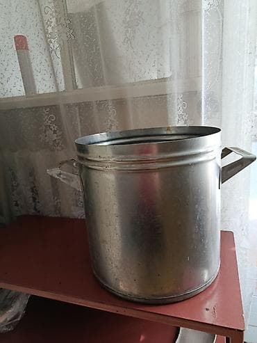 кухонная посуда: Большая алюминиевая кастрюля (бак) для кухни/дачи. - Материал — 1