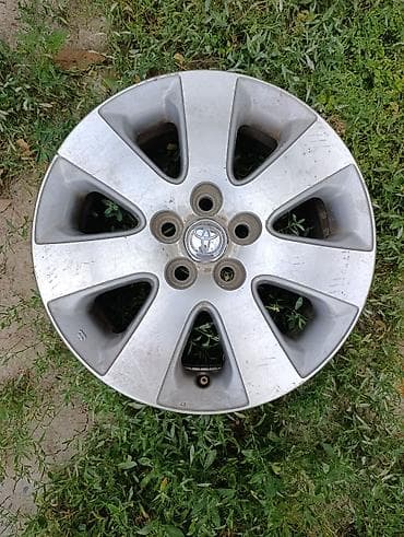 Литые Диски R 15 Toyota, 1 шт, отверстий - 5, Б/у — 1