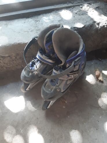 Прокат одежды: Продаю ролики
Есть нарукавники. Наколеники — 2