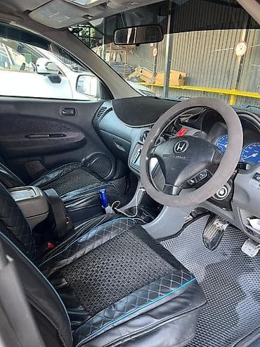 мухабойка хонда: Honda HR-V: 1999 г., 1.6 л, Механика, Бензин, Кроссовер — 9