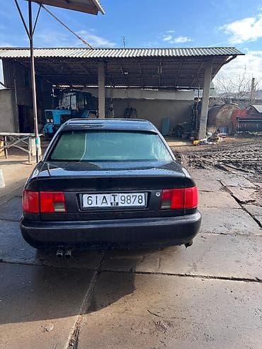 авто в такси: Audi 100: 1995 г., 2.6 л, Механика, Бензин, Седан — 4