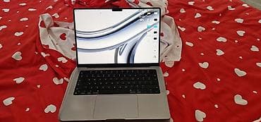 Ноутбук Apple MacBook Pro 14" (поколение с вырезом в экране) - Экран