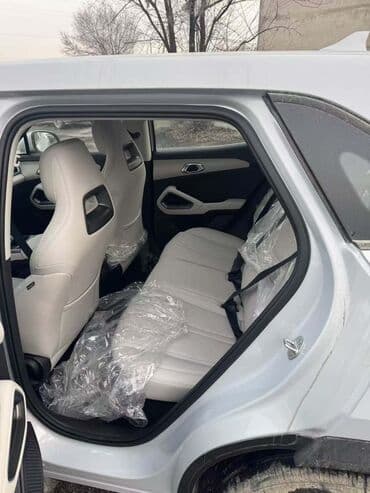 id4 pro: BYD Yuan Up: 2025 г., Электромобиль, Кроссовер — 5