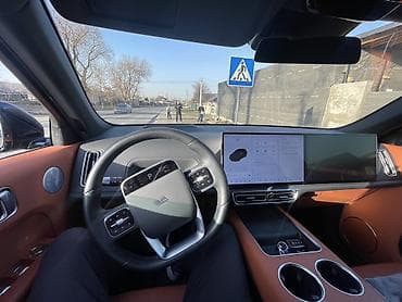 suzuki lets: Lixiang L7: 2023 г., Электромобиль — 5