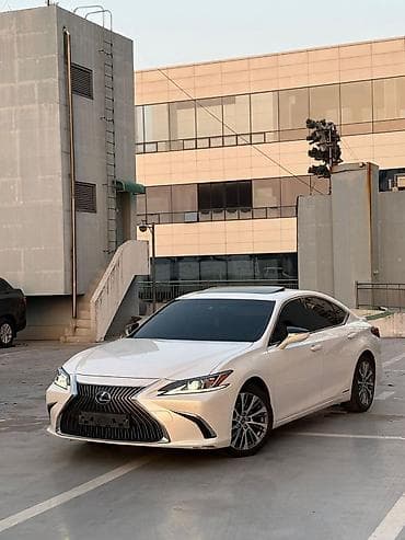 Lexus: Lexus ES: 2020 г., 2.5 л, Автомат, Гибрид, Седан — 2