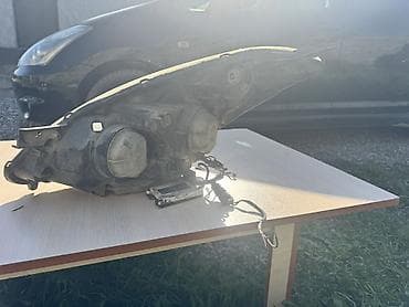 bmw r17: Комплект передних фар Toyota 2004 г., Б/у — 3