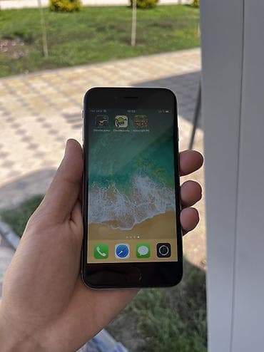 IPhone 6, Б/у, 16 ГБ, Matte Silver, 74 %