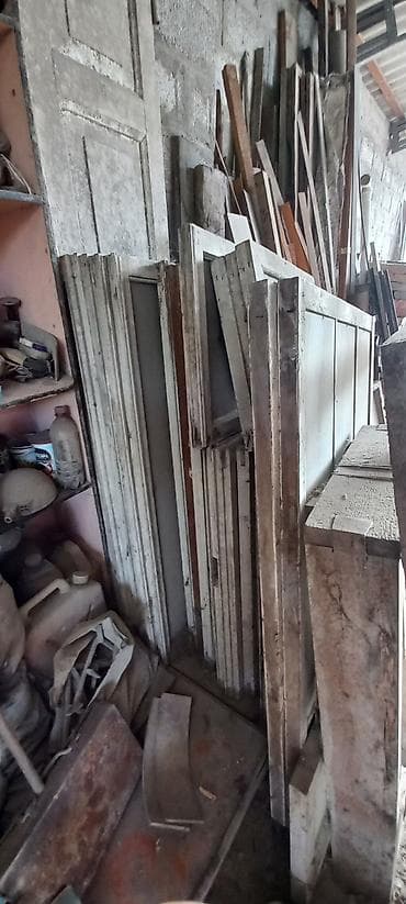 Продам деревянные оконные рамы и створки .2 косяка 1.45×1.5 и к ним — 3
