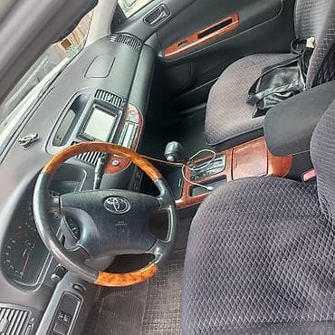 трицикл с кабиной бишкек: Toyota Camry: 2002 г., 2.4 л, Автомат, Бензин, Седан — 1