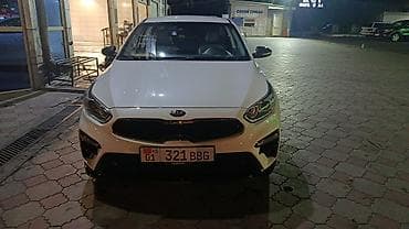 сидан: Kia Cerato: 2019 г., Седан — 5