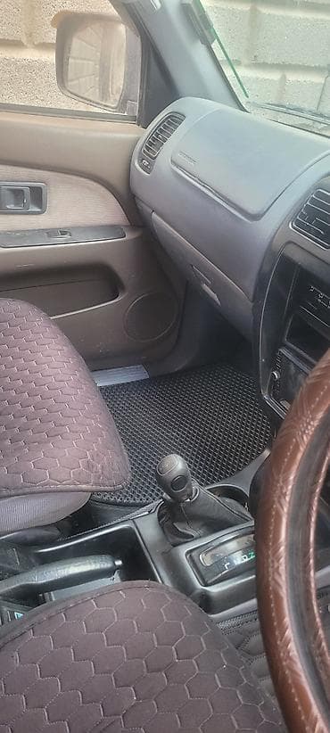 suv: Toyota Hilux Surf: 1996 г., 2.7 л, Автомат, Газ, Внедорожник — 5