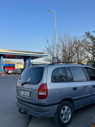 sp 4: Opel Zafira: 2002 г., Ручные, Газ, Минивэн — 2