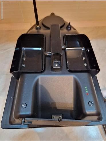 уточка для рыбалки: Кормораздаточная лодка для рыбалки с GPS и пультом дистанционного — 4