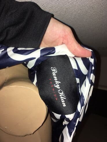 спортивное оборудование: Турция: Стильная фирменная дизайнерская курточка (Турецкий брэнд — 10