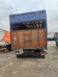 продаю в связи с переездом: Mercedes-Benz : 2001 г., 6.4 л, Механика, Дизель — 7