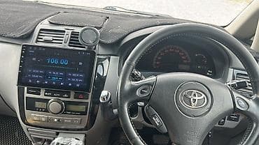 mini v: Toyota Ipsum: 2002 г., 2.4 л, Автомат, Бензин, Минивэн — 5
