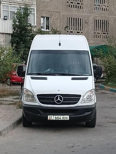 мерен: Mercedes-Benz Спринтер: 2010 г., 2.2 л, Механика, Дизель, Фургон — 4