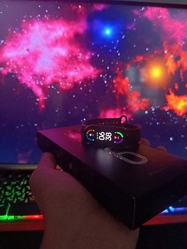 Фитнес-браслет Xiaomi Mi Smart Band 6 (коробка в комплекте) продаю ми