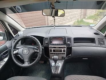 bmw e31: Toyota Corolla Verso: 2003 г., 1.8 л, Автомат, Бензин, Минивэн — 8