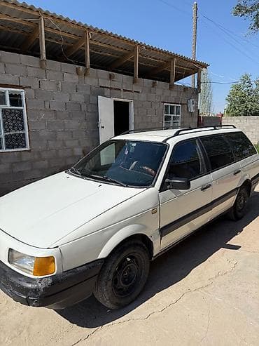 Volkswagen Passat Variant: 1992 г., 1.8 л, Кол менен иштөөчү, Бензин, Универсал lalafo.kg да Volkswagen Passat Variant: 1992 г., 1.8 л, Кол менен иштөөчү, Бензин, Универсал