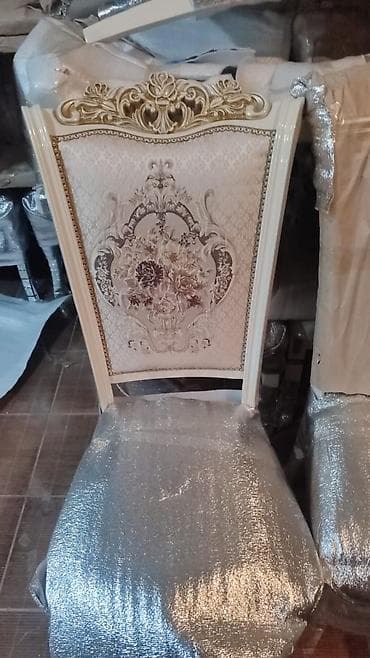 стулья отдам: Стул для зала, Дерево — 4