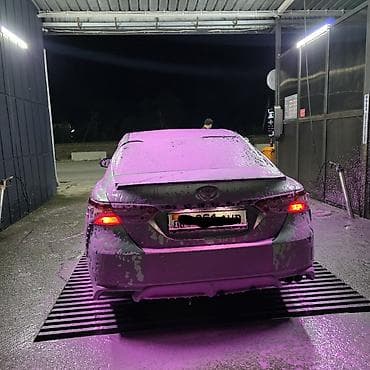 Продажа авто: Toyota Camry: 2018 г., Бензин — 5