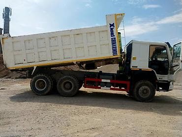 бак на хова: Грузовик, Howo — 4