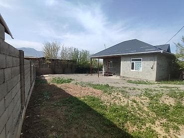 ош сити парк: Ишкаванда Ак завод 38 сатылат ГАЗ СУУ СВЕТ БАР 4 КОМНАТ + душ туалет — 2