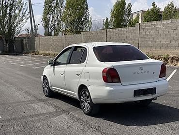 полик 5 д: Toyota Platz: 2002 г., 1.5 л, Автомат, Бензин, Седан — 5