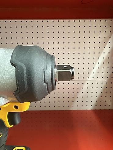 snap on: Аккумуляторный ударный гайковерт ROLF 2 акб комплекте зарядник — 2