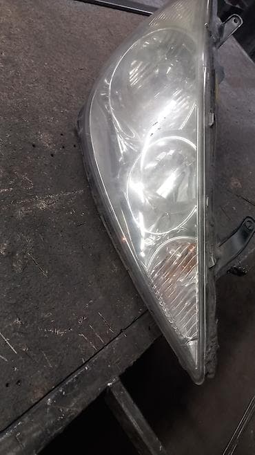 elantra 2020: Передняя левая фара Toyota — 2