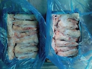 лапки куриные: Замороженные свиные ножки (голяшки/копыта), промышленная фасовка. - — 2