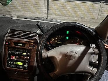 старекс 2: Toyota Ipsum: 1998 г., 2 л, Автомат, Бензин, Минивэн — 8
