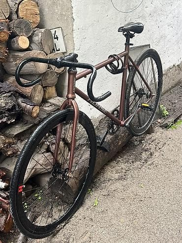 bid e2: Фикс-байк/сингл-спид на 28" колесах. Особенности и комплектация: - — 4