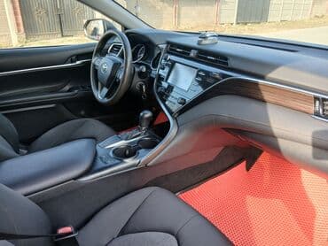 освещение на авто: Toyota Camry: 2017 г., Автомат, Бензин, Седан — 4