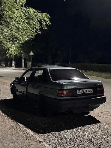 roewe rx8: Volkswagen Passat: 1988 г., Седан — 2