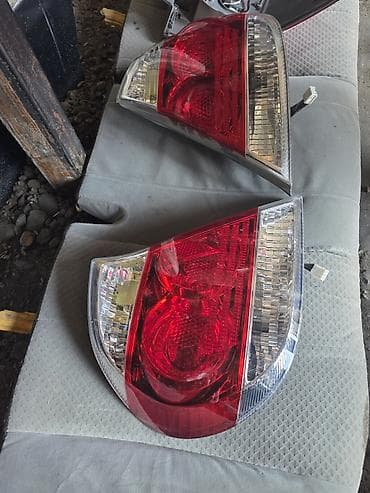 Автозапчасти: Комплект стоп-сигналов Toyota 2005 г., Б/у, Оригинал, Япония — 3