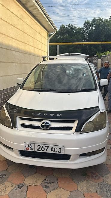 Унаа: Toyota Ipsum: 2002 г., 2.4 л, Автомат, Бензин, Вэн/Минивэн — 1