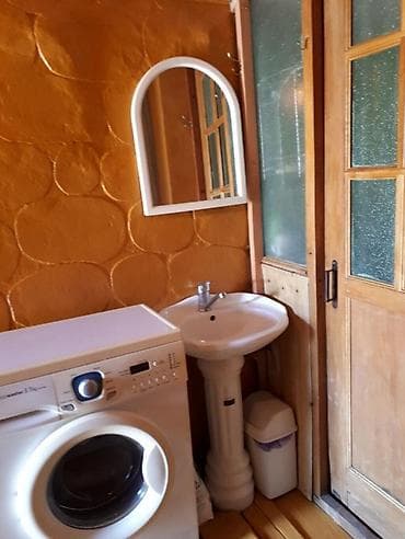 Кыймылсыз мүлк: 2 бөлмө, Жумушчу Шаарча Менчик ээси, Жаныбарлары жок, 1 жылдан баштап, Толугу менен эмереги бар — 5