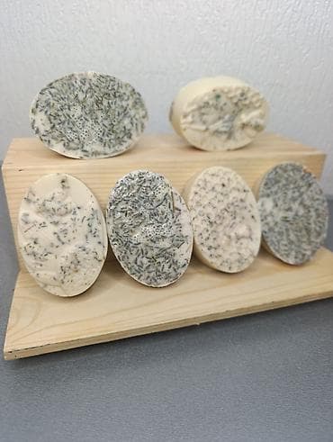 продаю паралон: Ручное мыло из прозрачной мыльной основы с декоративными вставками и — 7